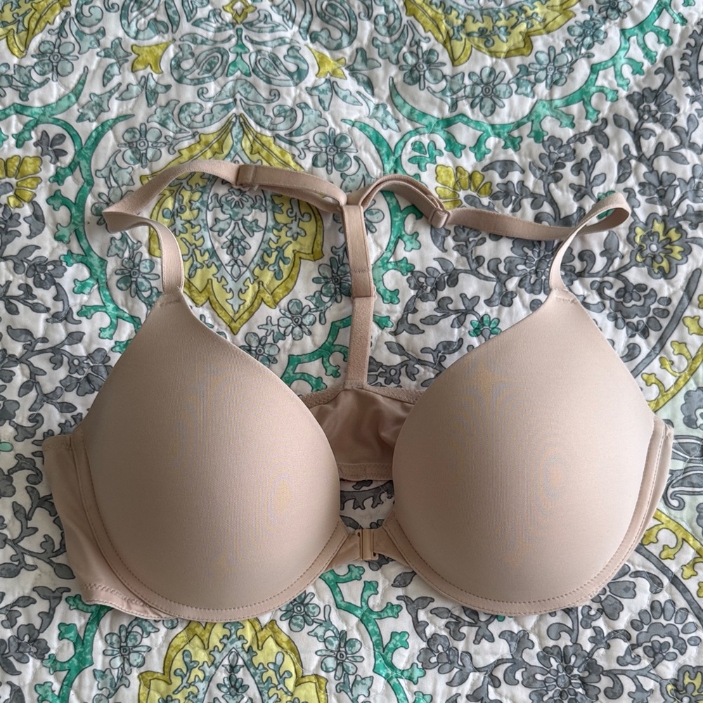 PINK Victoria's Secret Light Beige Bra